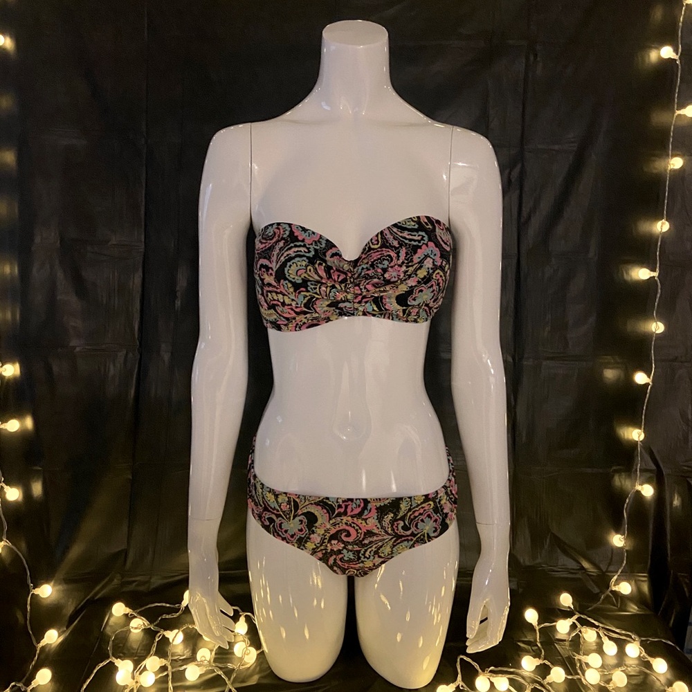 Bathing suit